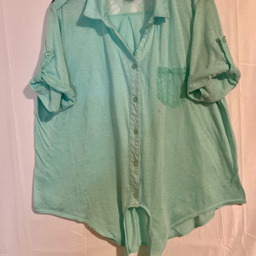 Rue21 Green Oversized 3/4 Sleeve Button Down Shirt